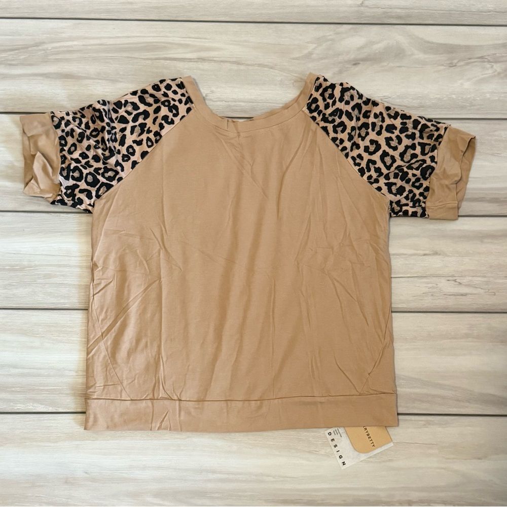 Cherry Betty Leopard Sleeve Top Brown XL NWT IN PACKAGE